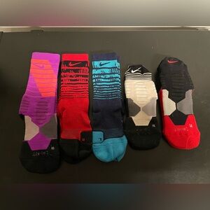 Youth Nike Dri-Fit/cushion socks 4 youth small and 1 youth medium.